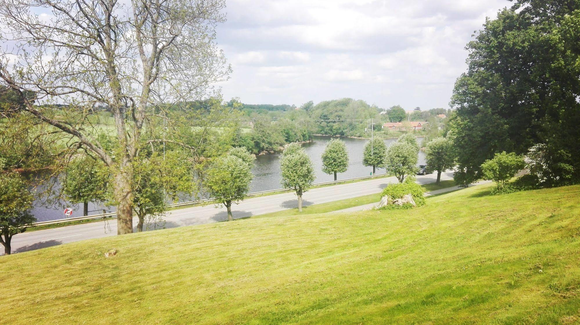 Laholms Stadshotell Екстер'єр фото